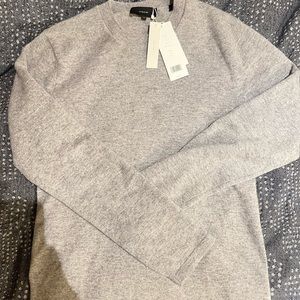 Brand new with tags mens (or womens) cashmere VINCE sweater